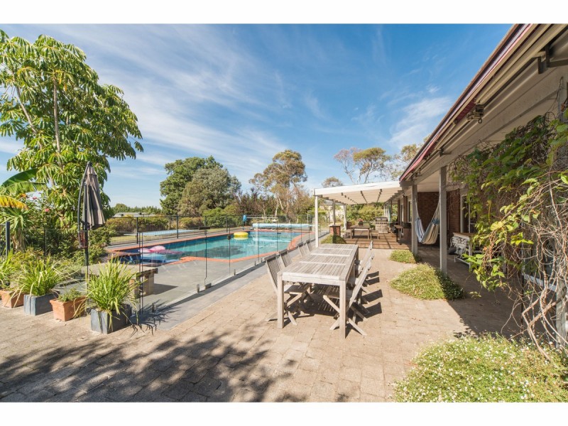 3 Soderlund Place, Somerville VIC 3912