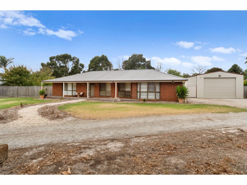 14 Grain Store Court, Langwarrin VIC 3910