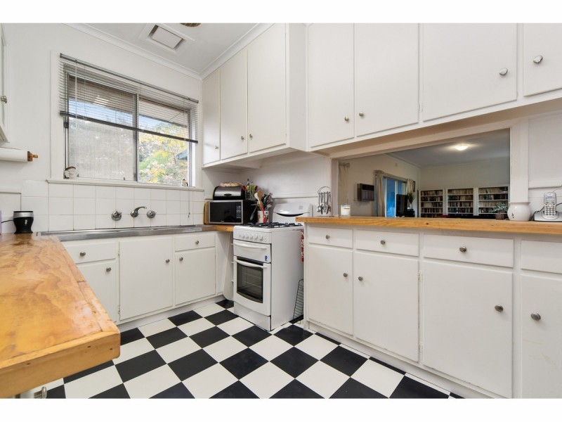 21 Corio Avenue, Frankston VIC 3199