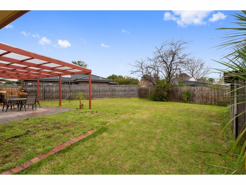 1/8 Darley Court, Frankston North VIC 3200