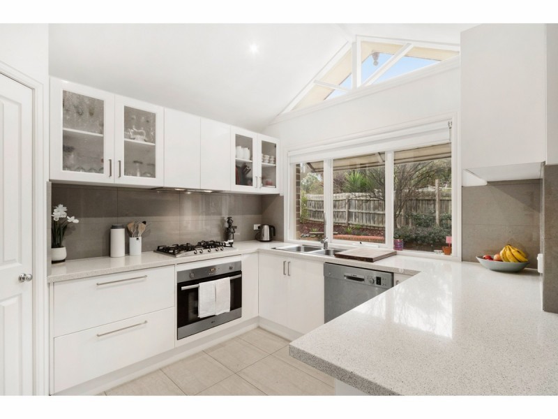 12 Landhill Close, Langwarrin VIC 3910