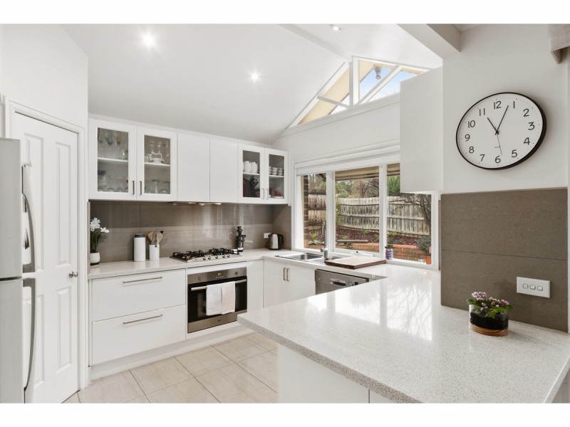 12 Landhill Close, Langwarrin VIC 3910