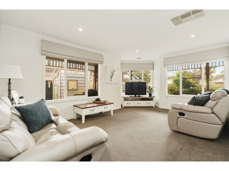 12 Landhill Close, Langwarrin VIC 3910