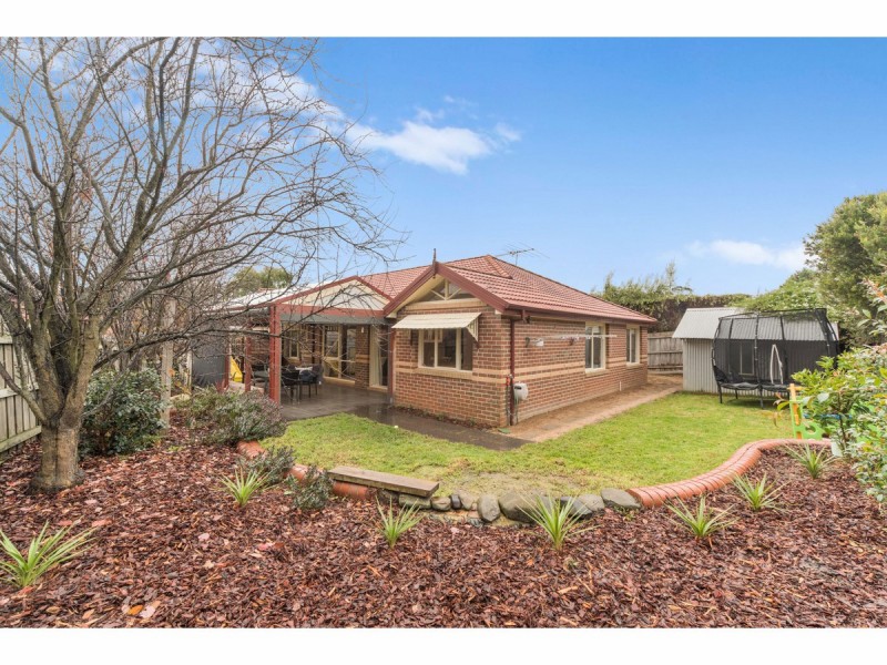 12 Landhill Close, Langwarrin VIC 3910