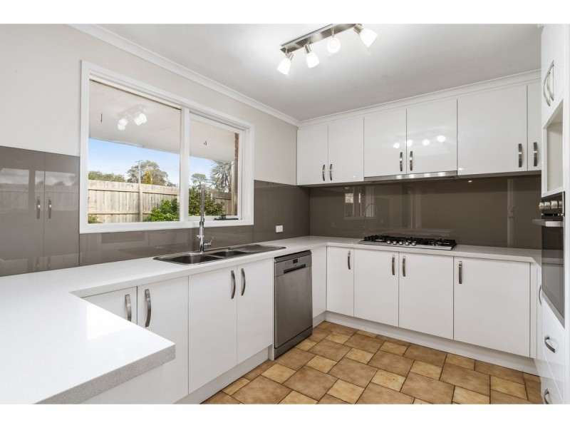 4 Nottingham Avenue, Somerville VIC 3912