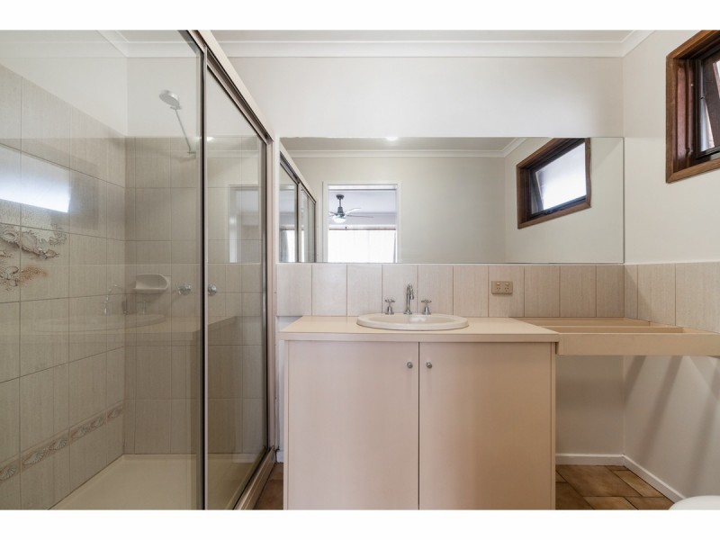 4 Nottingham Avenue, Somerville VIC 3912