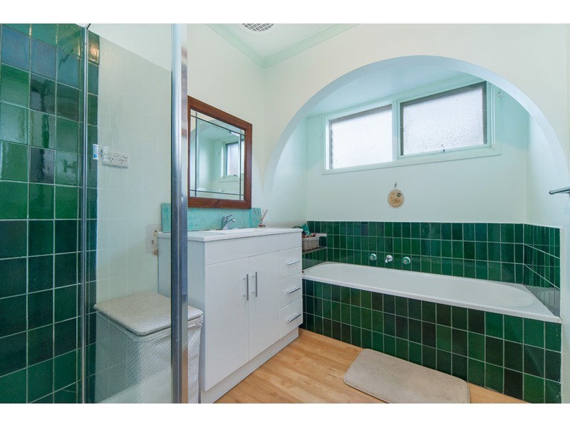 12 Buxton Crescent, Frankston VIC 3199