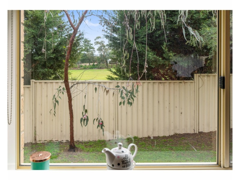 2/18 Grandview Grove, Baxter VIC 3911