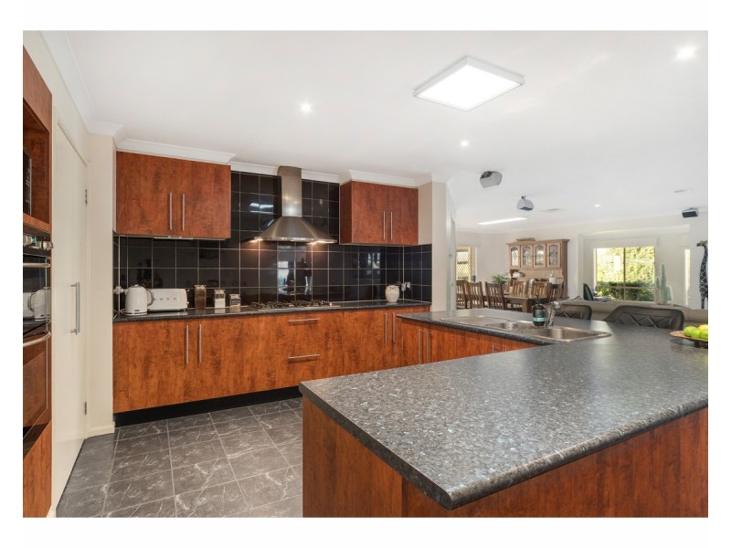 74 Ferndown Drive, Cranbourne VIC 3977