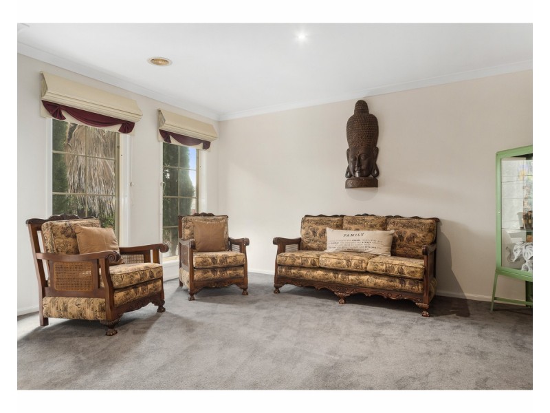 74 Ferndown Drive, Cranbourne VIC 3977