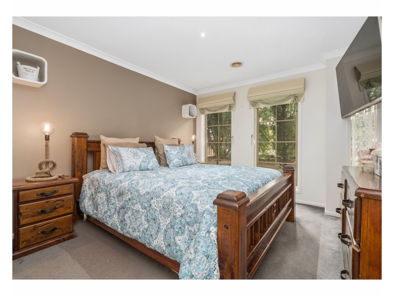 74 Ferndown Drive, Cranbourne VIC 3977