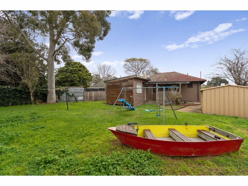 50 Pine Street, Frankston North VIC 3200