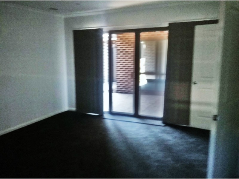 30 Flame Robin Drive, Langwarrin VIC 3910