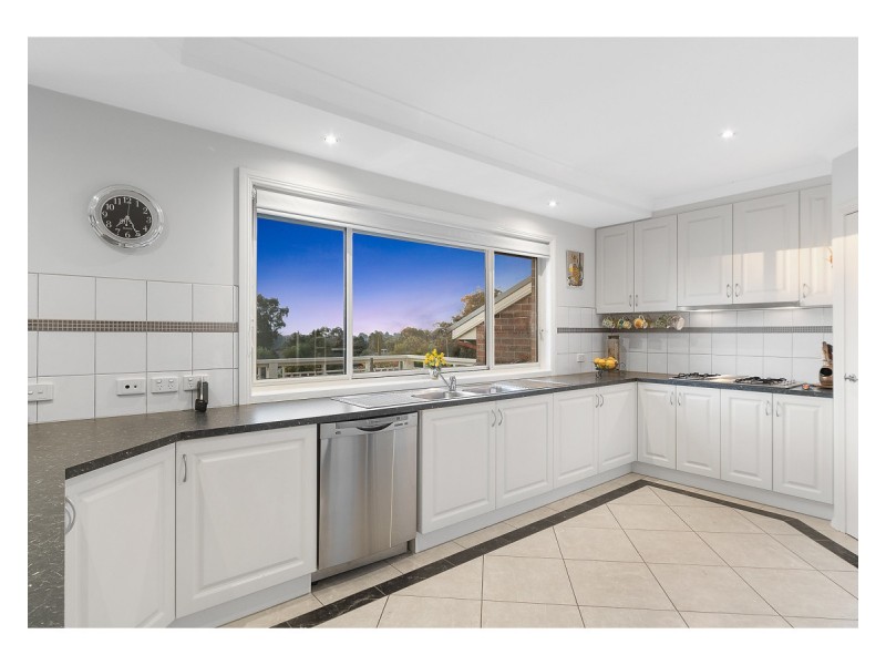 34 Monique Drive, Langwarrin VIC 3910