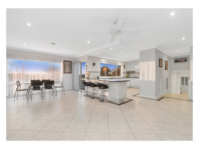 34 Monique Drive, Langwarrin VIC 3910