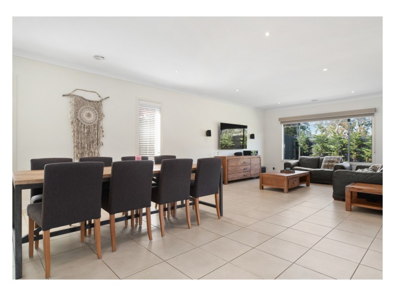 8 Kensei Place, Sandhurst VIC 3977
