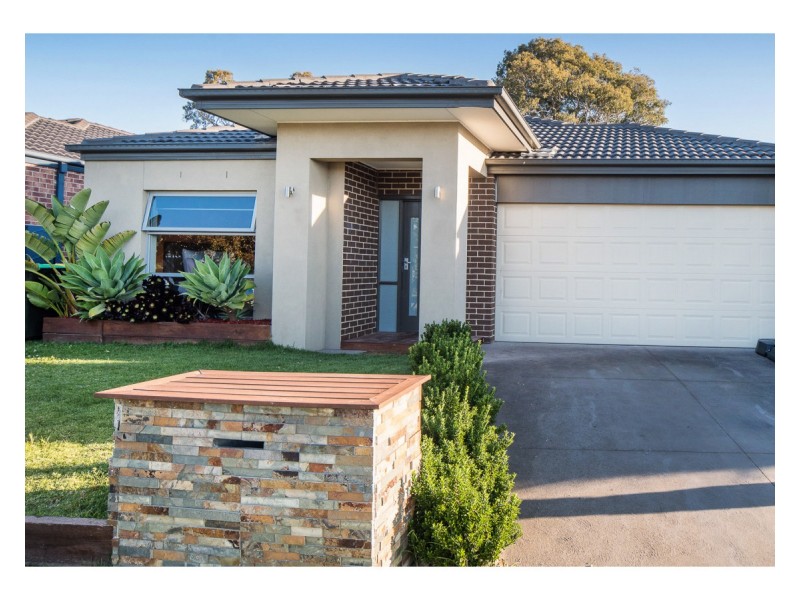 8 Kensei Place, Sandhurst VIC 3977