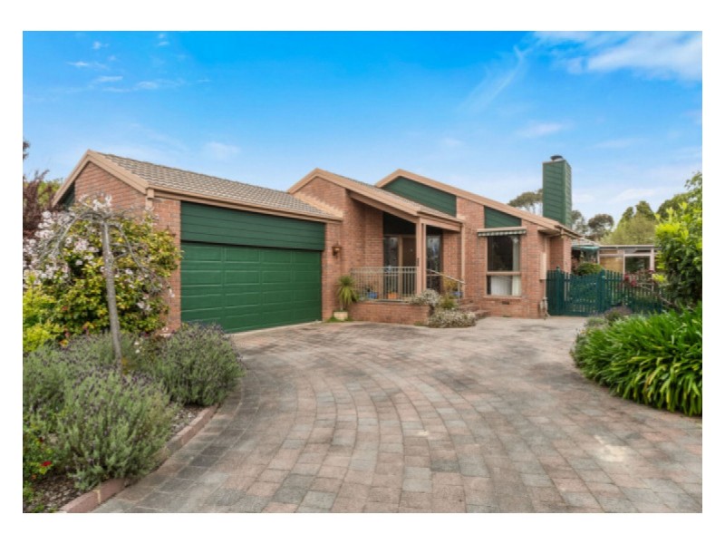 22 Tintern Court, Frankston South VIC 3199