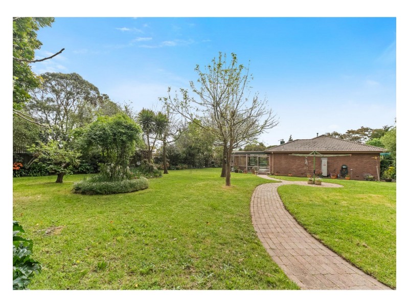 22 Tintern Court, Frankston South VIC 3199