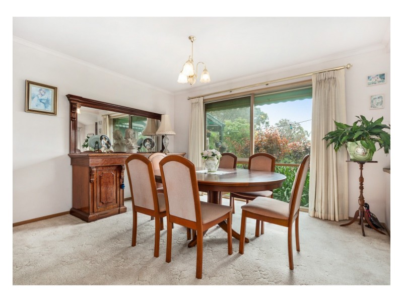 22 Tintern Court, Frankston South VIC 3199