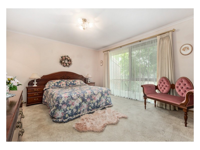 22 Tintern Court, Frankston South VIC 3199