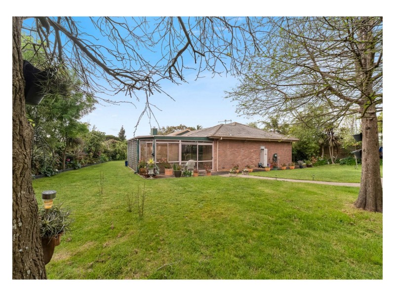 22 Tintern Court, Frankston South VIC 3199