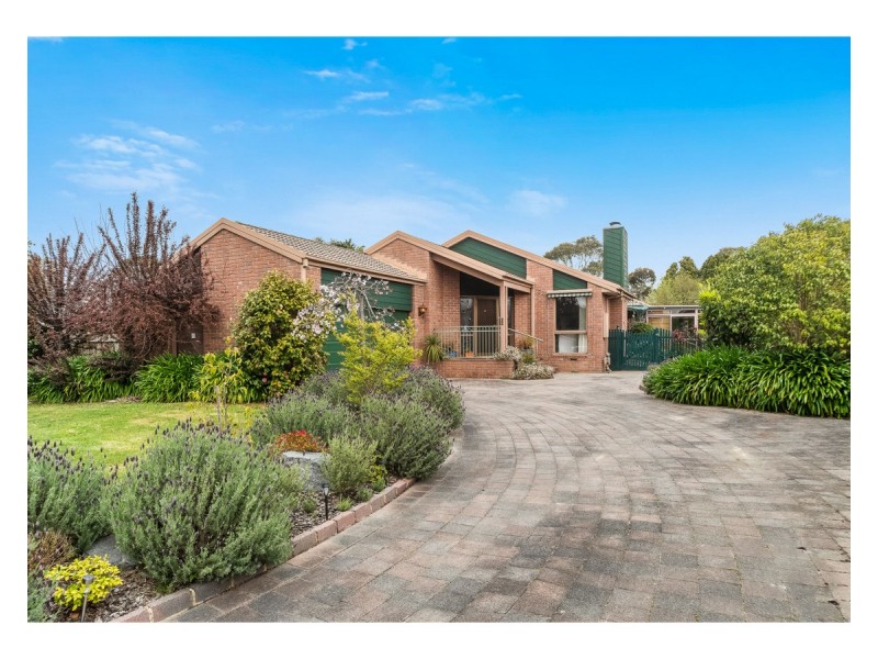 22 Tintern Court, Frankston South VIC 3199