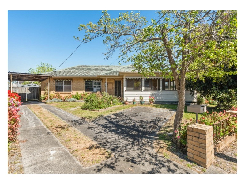 4 Mallee Street, Frankston North VIC 3200