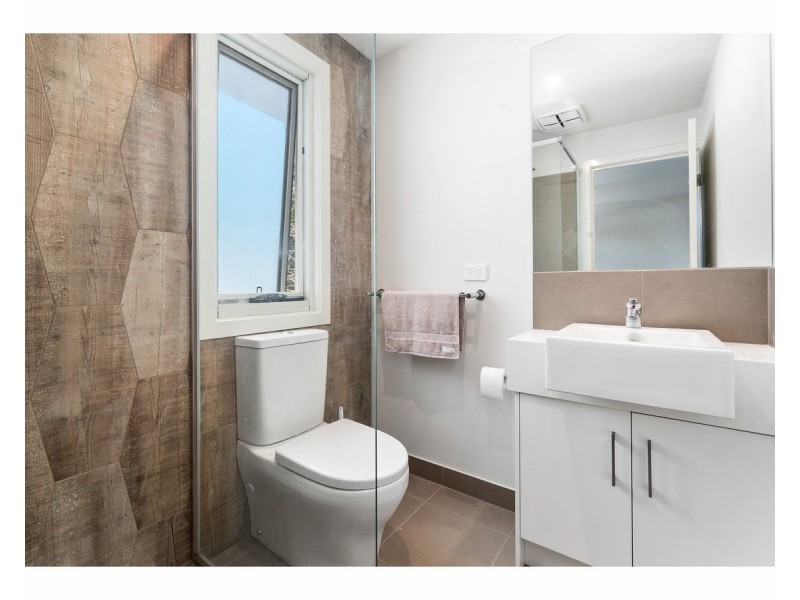 1/38 Heatherhill Road, Frankston VIC 3199