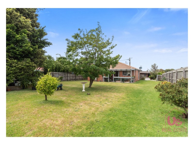 30 Laurel Crescent, Carrum Downs VIC 3201