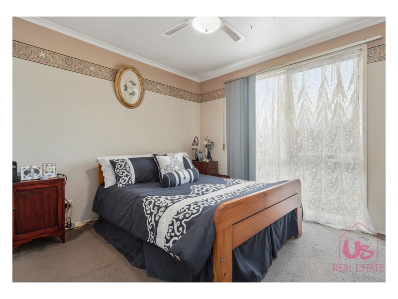 30 Laurel Crescent, Carrum Downs VIC 3201