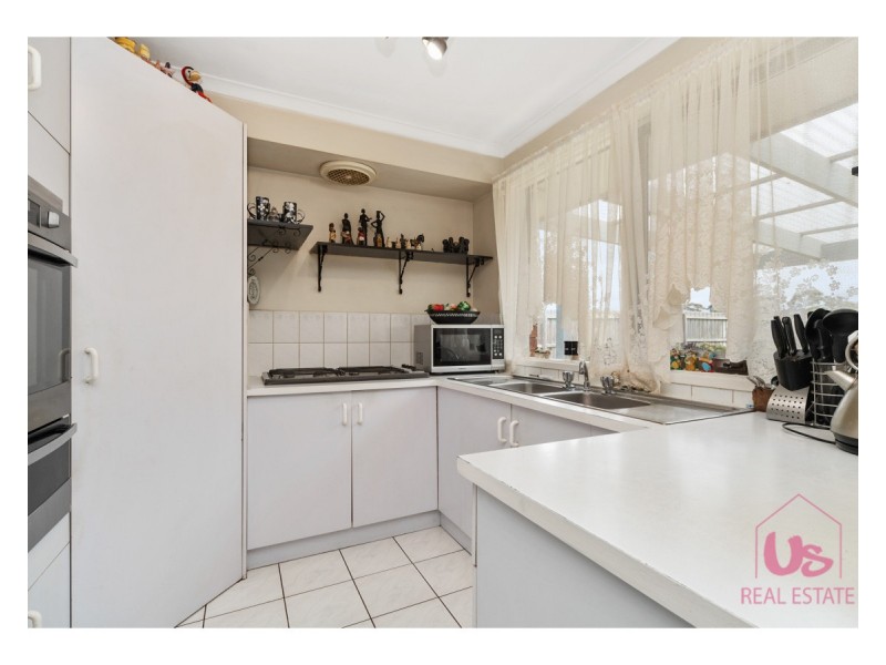 30 Laurel Crescent, Carrum Downs VIC 3201