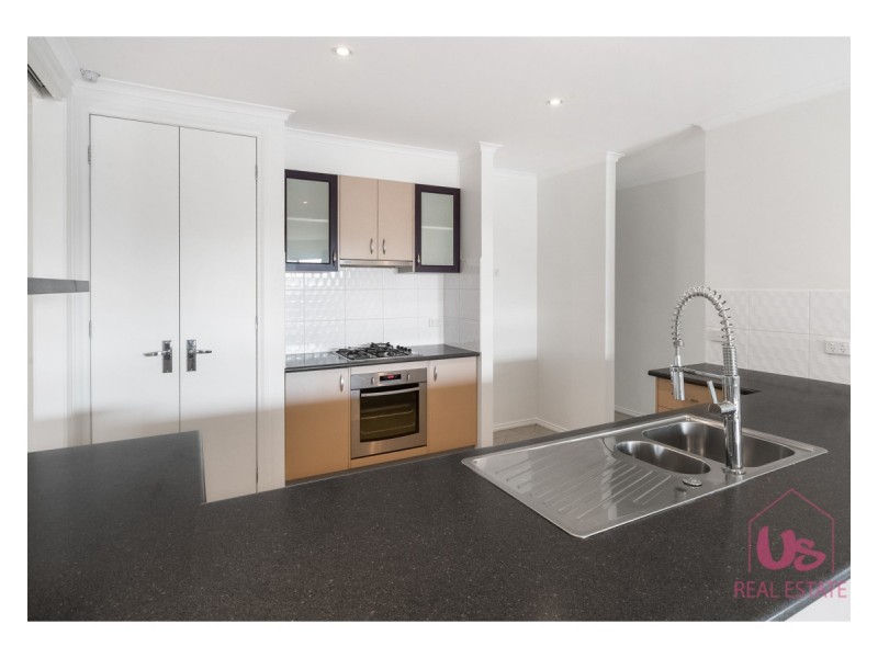 6 Amethyst Close, Skye VIC 3977