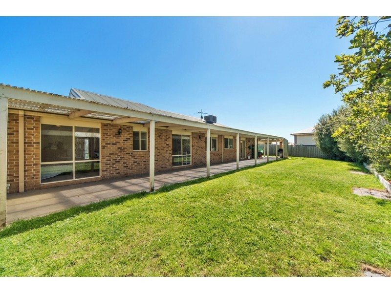 3 Joan Court, Skye VIC 3977