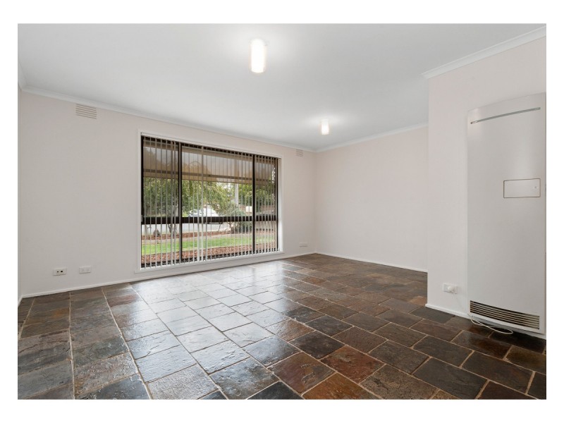 6 Eliza Court, Seaford VIC 3198