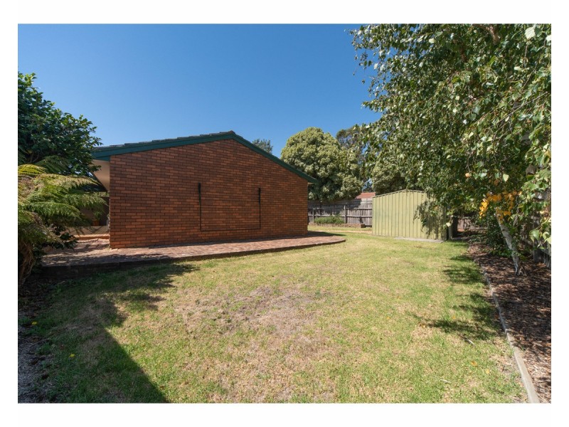 5 Ballymore Court, Frankston VIC 3199