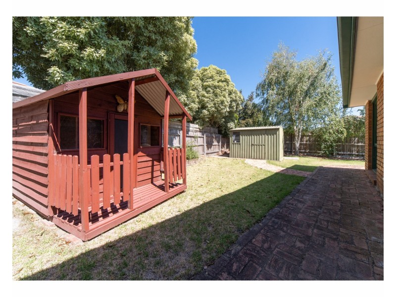 5 Ballymore Court, Frankston VIC 3199