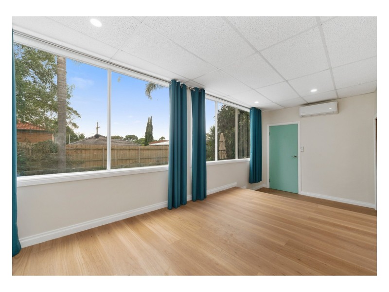 5 Lochearn Court, Frankston VIC 3199