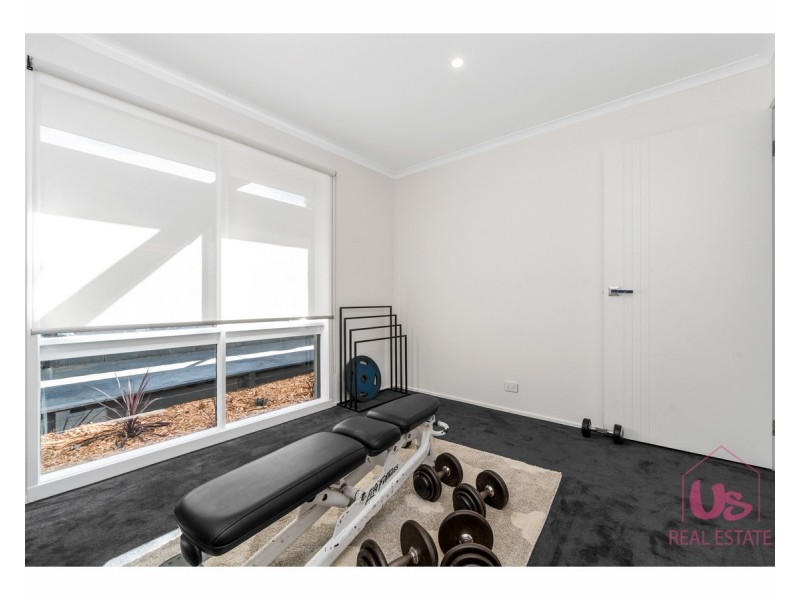 17 Fantail Court, Carrum Downs VIC 3201