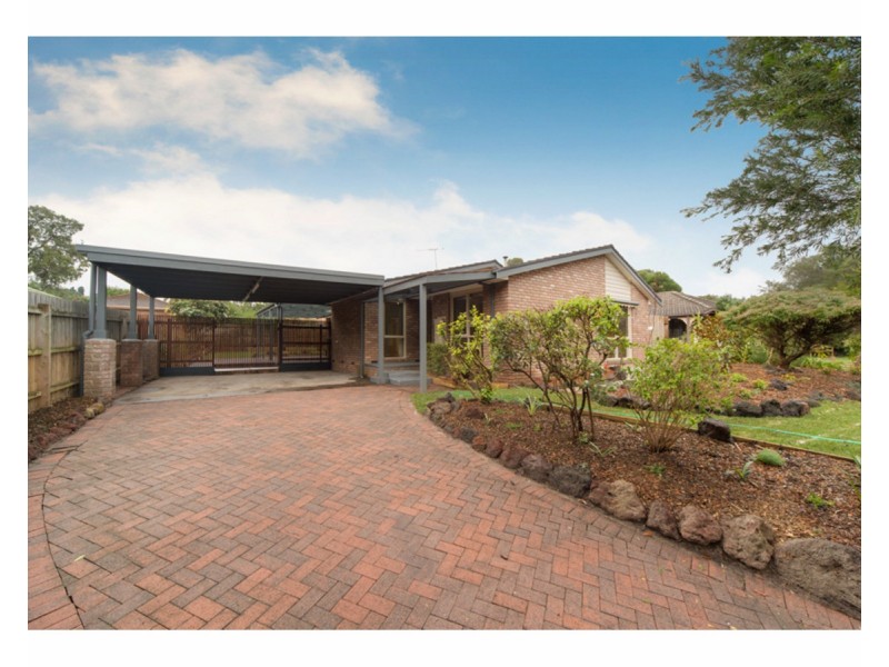 11 Palkana Street, Frankston VIC 3199