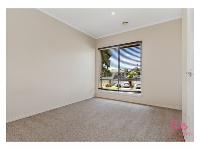 1 Nolan Court, Sandhurst VIC 3977