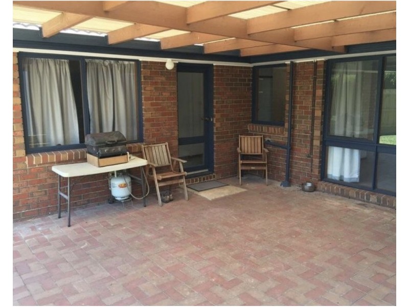 3 Dunn Crescent, Langwarrin VIC 3910