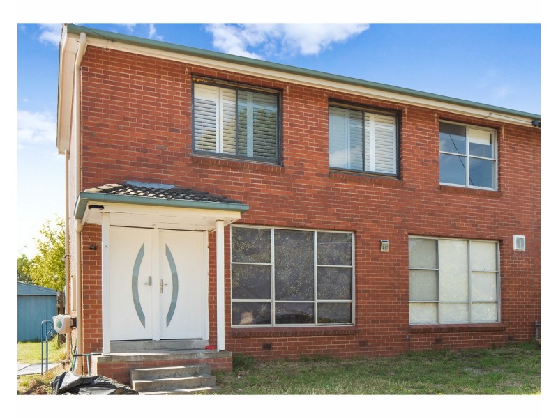 28 Armata Crescent, Frankston North VIC 3200