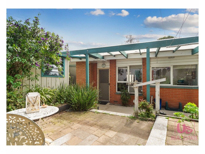 10 Helvetia Court, Frankston VIC 3199