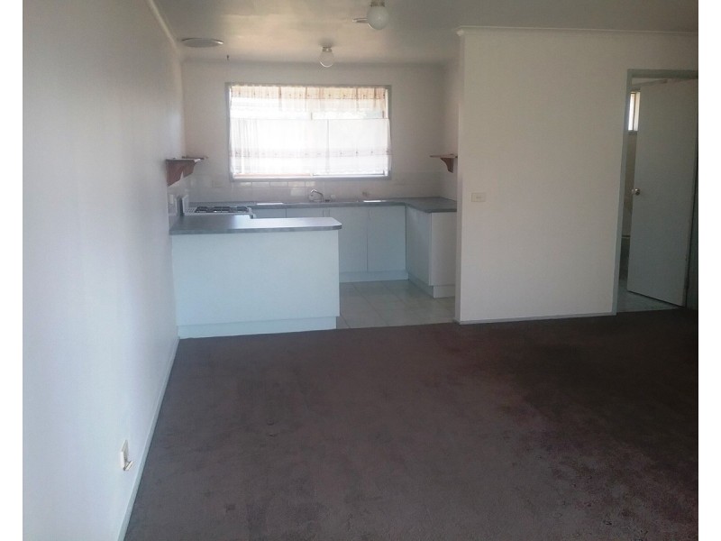 65 McClelland Drive, Skye VIC 3977