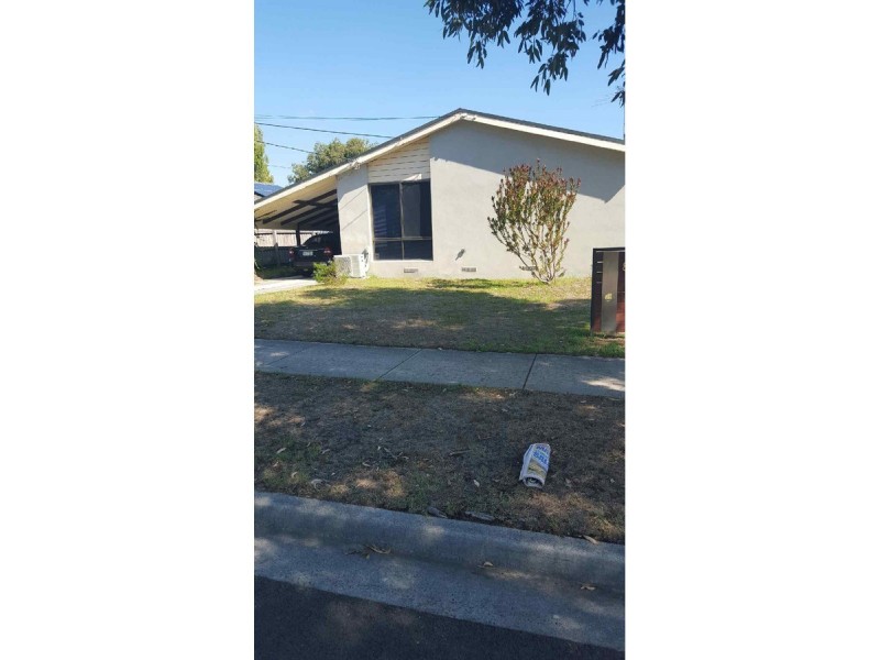 86 Wangarra Road, Frankston VIC 3199