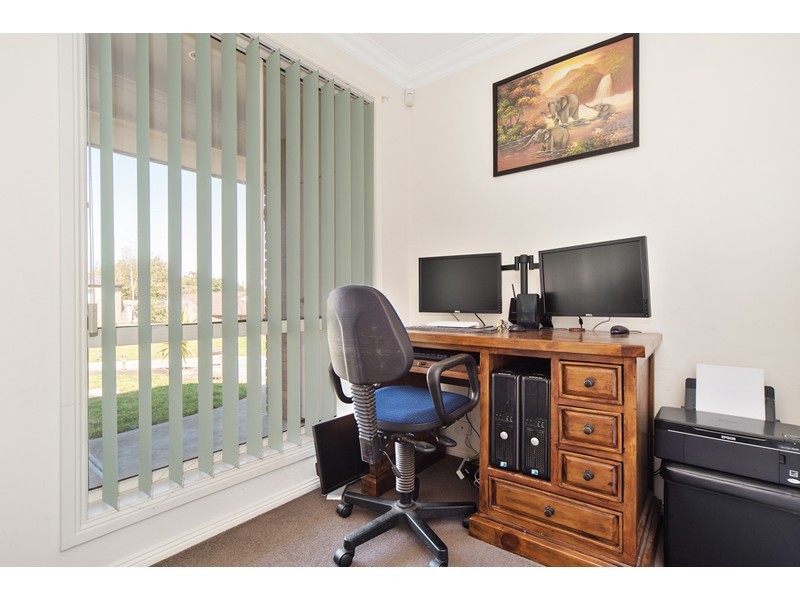 15 Grasswren Close, Langwarrin VIC 3910