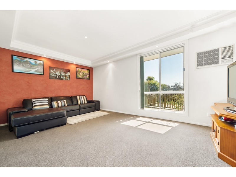 15 Grasswren Close, Langwarrin VIC 3910