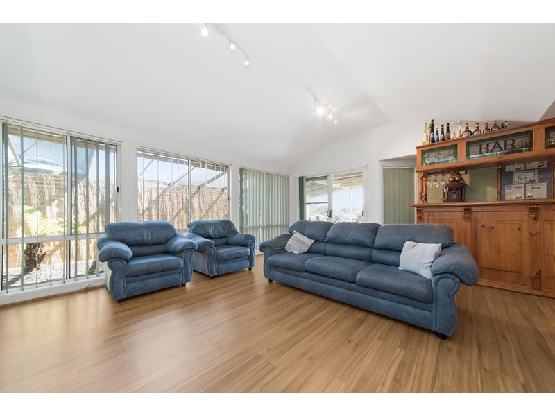 15 Grasswren Close, Langwarrin VIC 3910