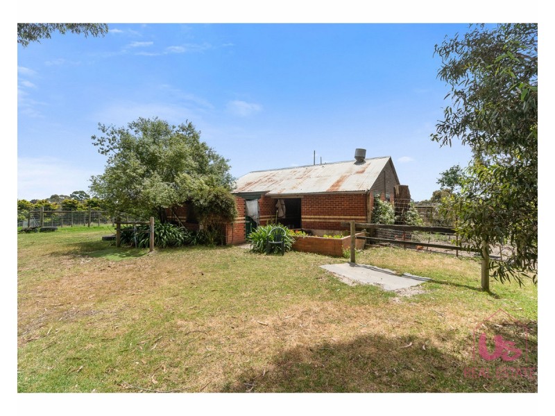 227 Pearcedale Road, Cranbourne South VIC 3977